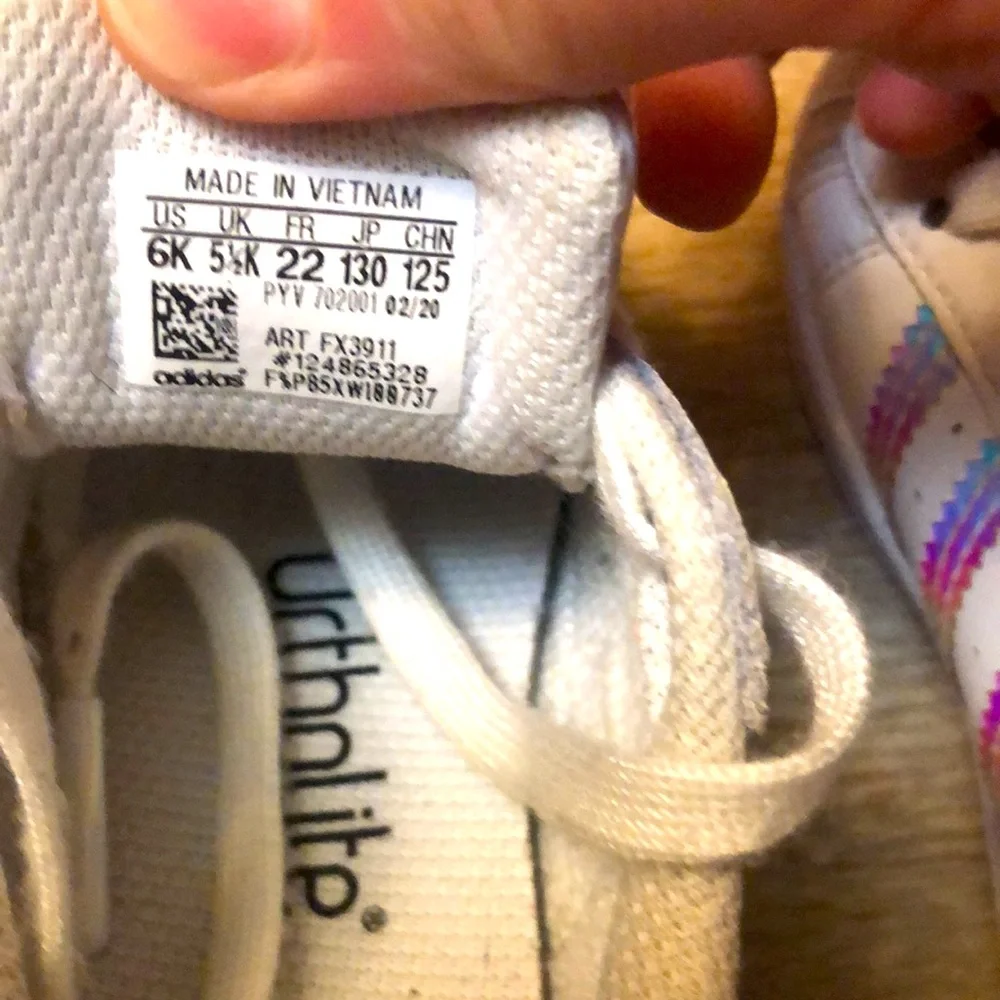 Toddler adidas ‘STAN SMITH’ VS SUPERSTAR shoes - Picture 9 of 10